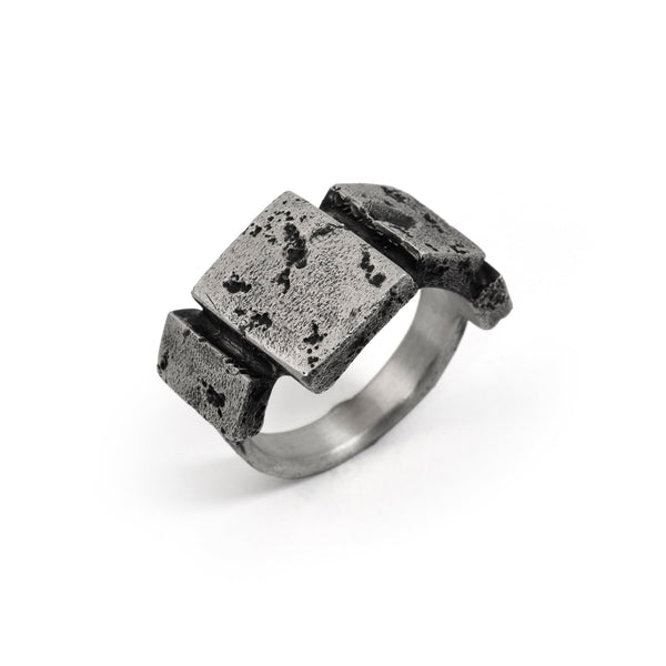 negualde ring