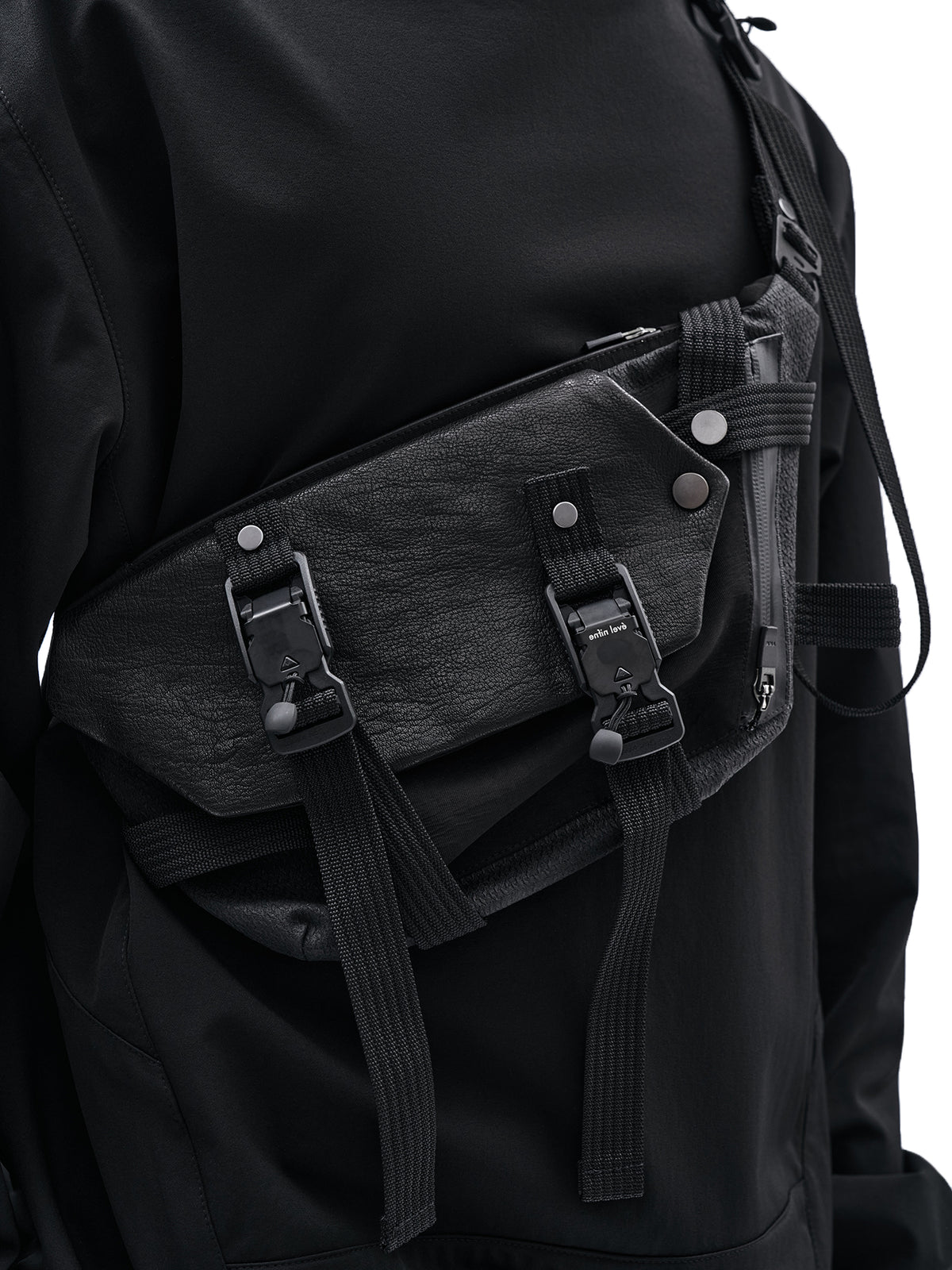 erein crossbody bag kangaroo leather / kevlar
