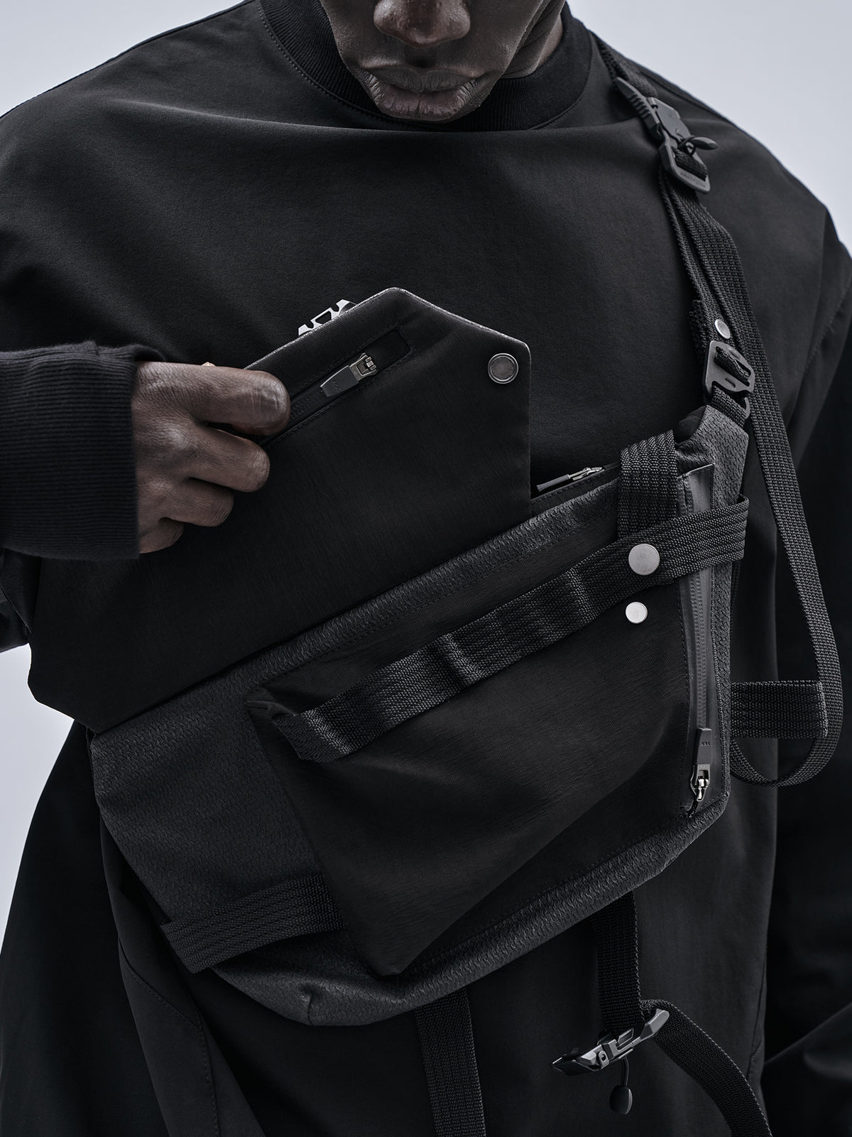 erein crossbody bag kangaroo leather / kevlar