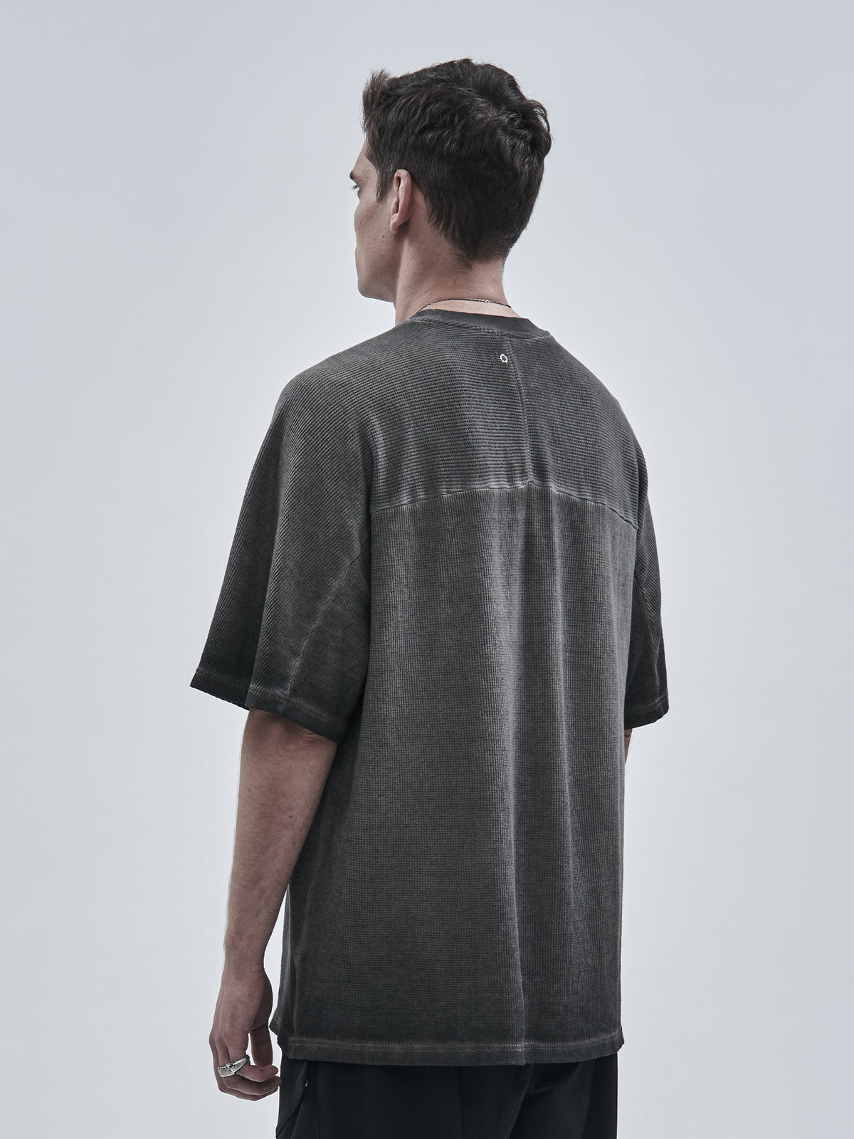ELZARI TEE GREY