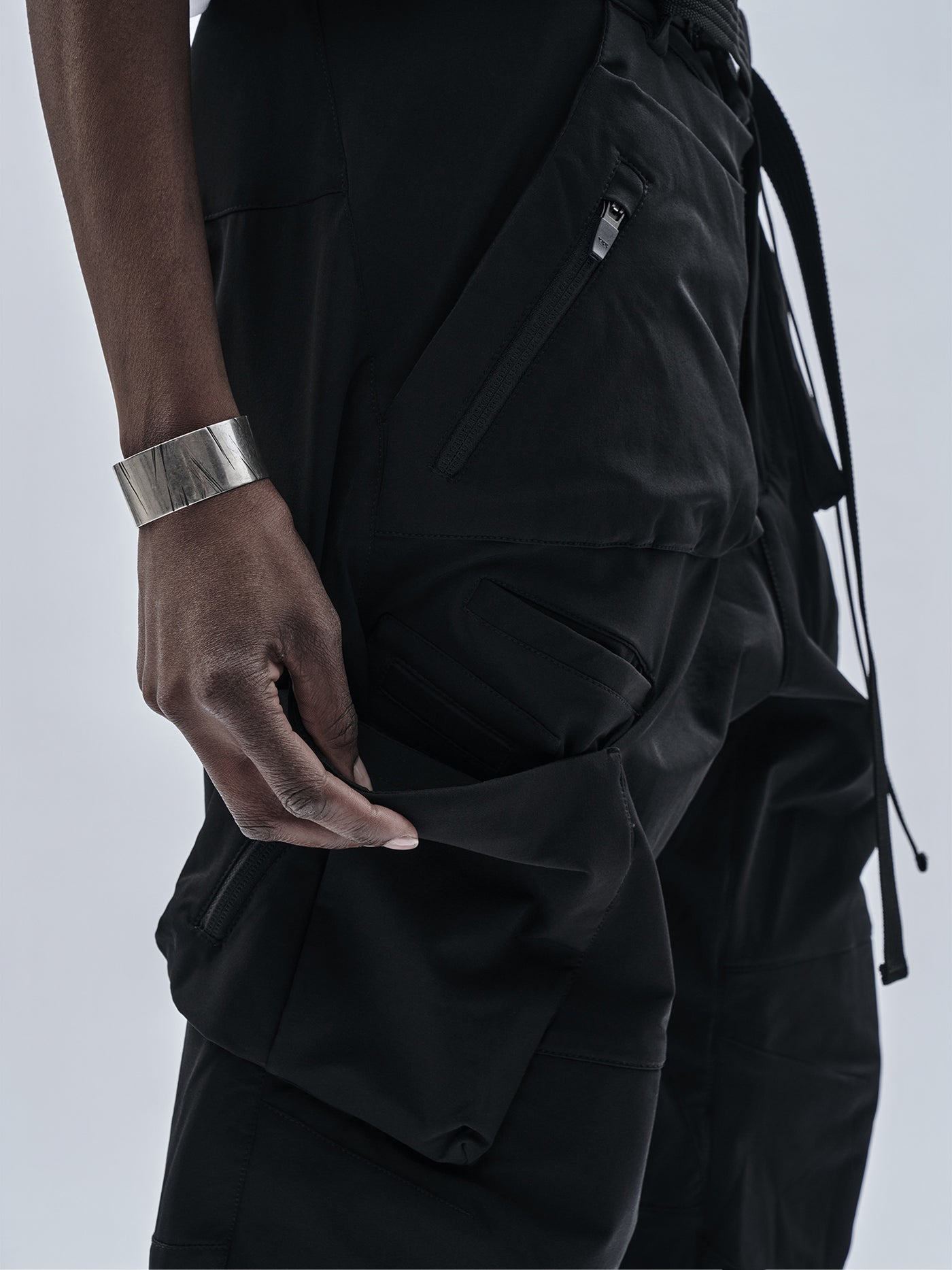 loratu cargo pants (XX) dryskin black – enfin levé