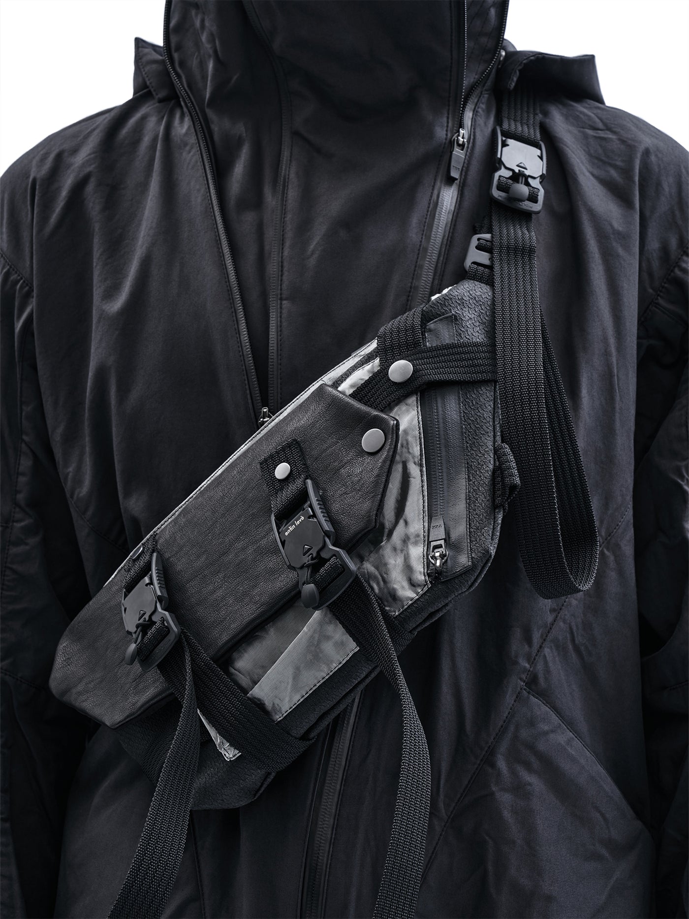 ERL バッグ ショルダー erein bag schoeller metal / kangaroo leather / kevlar – enfin levé