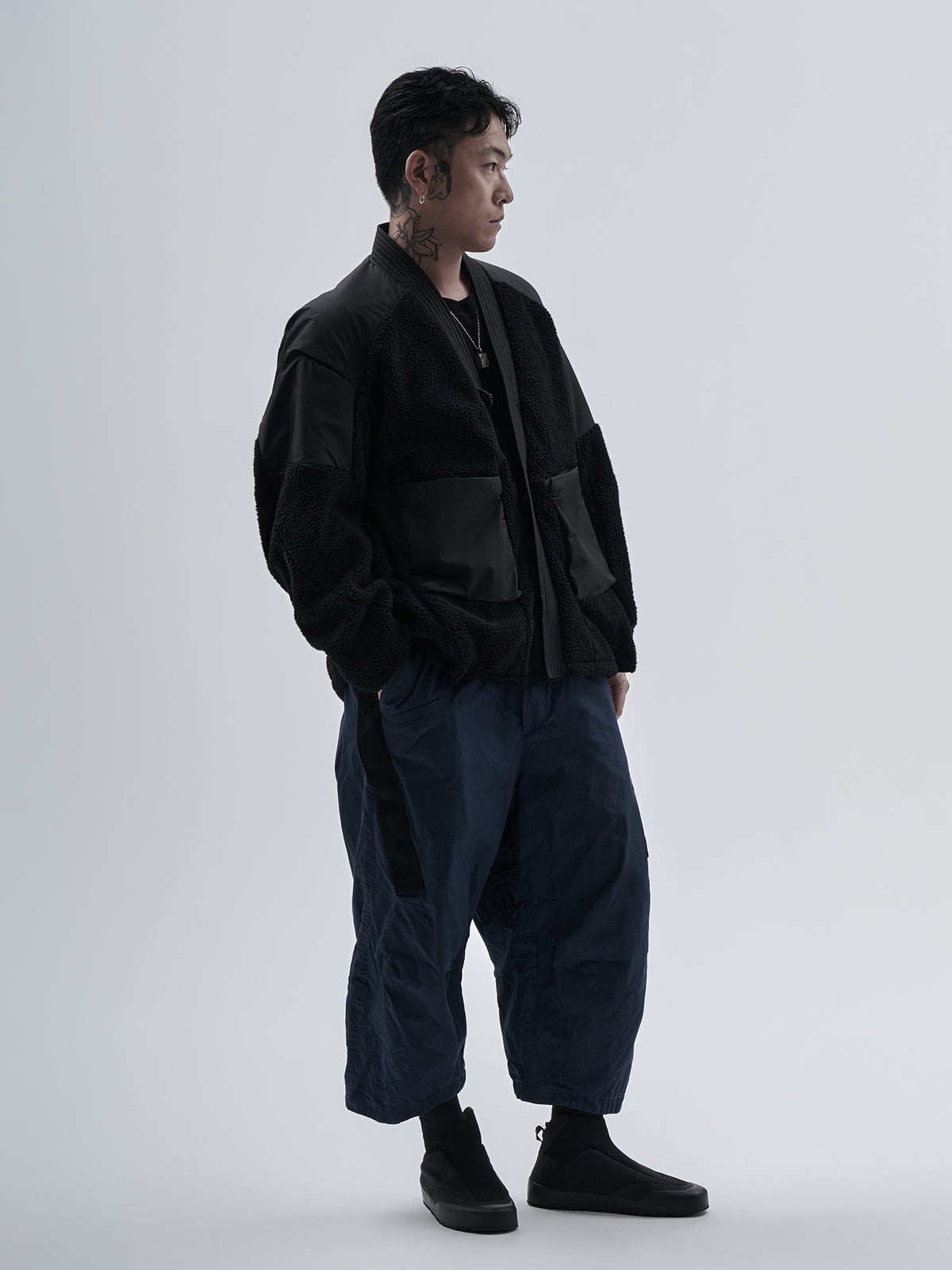 mendix noragi merino wool sherpa black