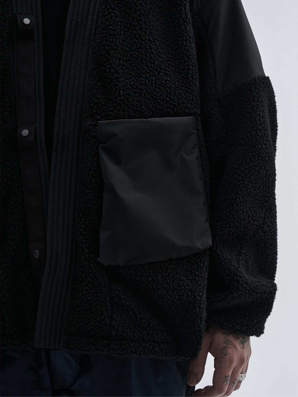 mendix noragi merino wool sherpa black