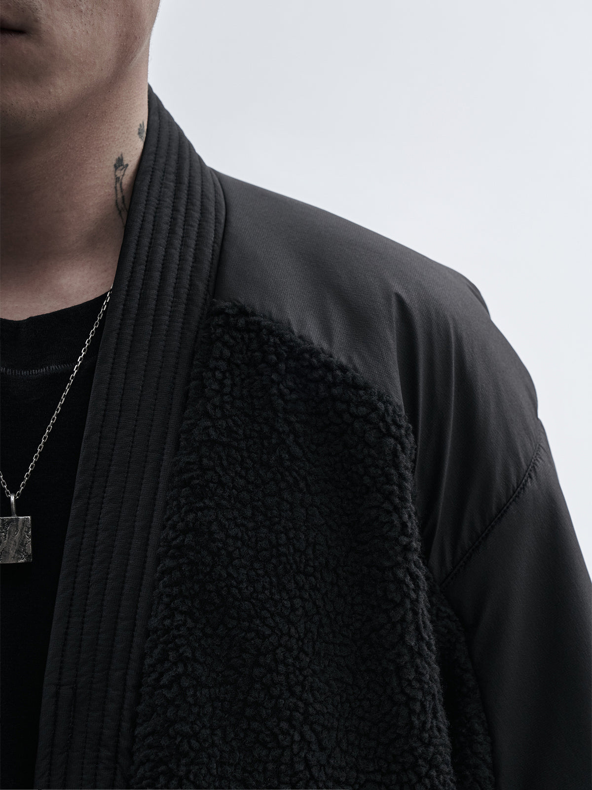 mendix noragi merino wool sherpa black