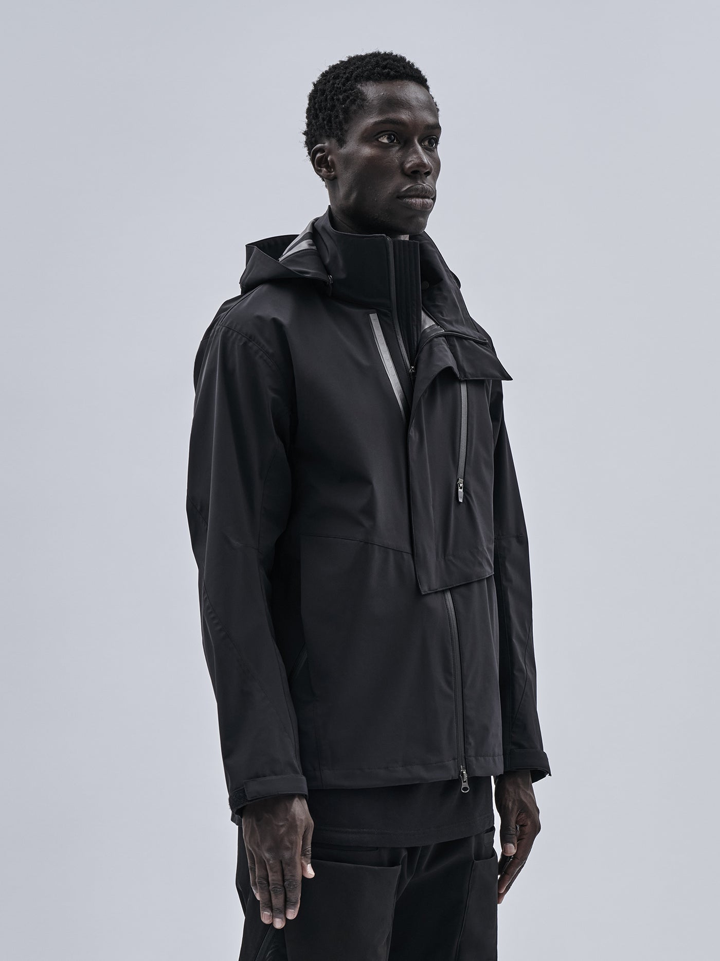enfin levé - uhain graphene shell jacket