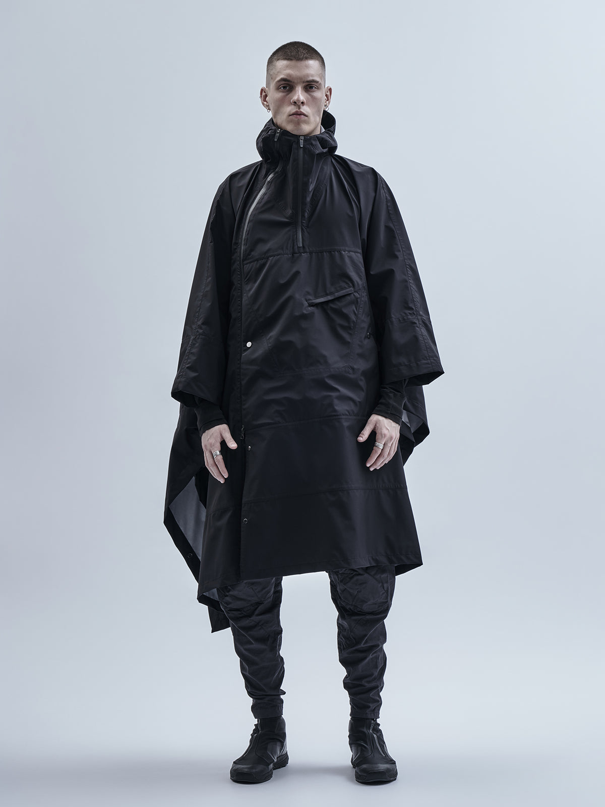 arin poncho schoeller allweather black