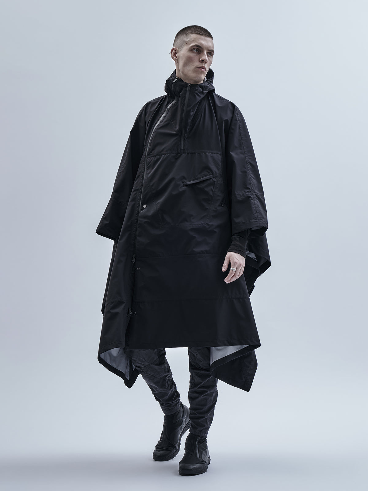 arin poncho schoeller allweather black