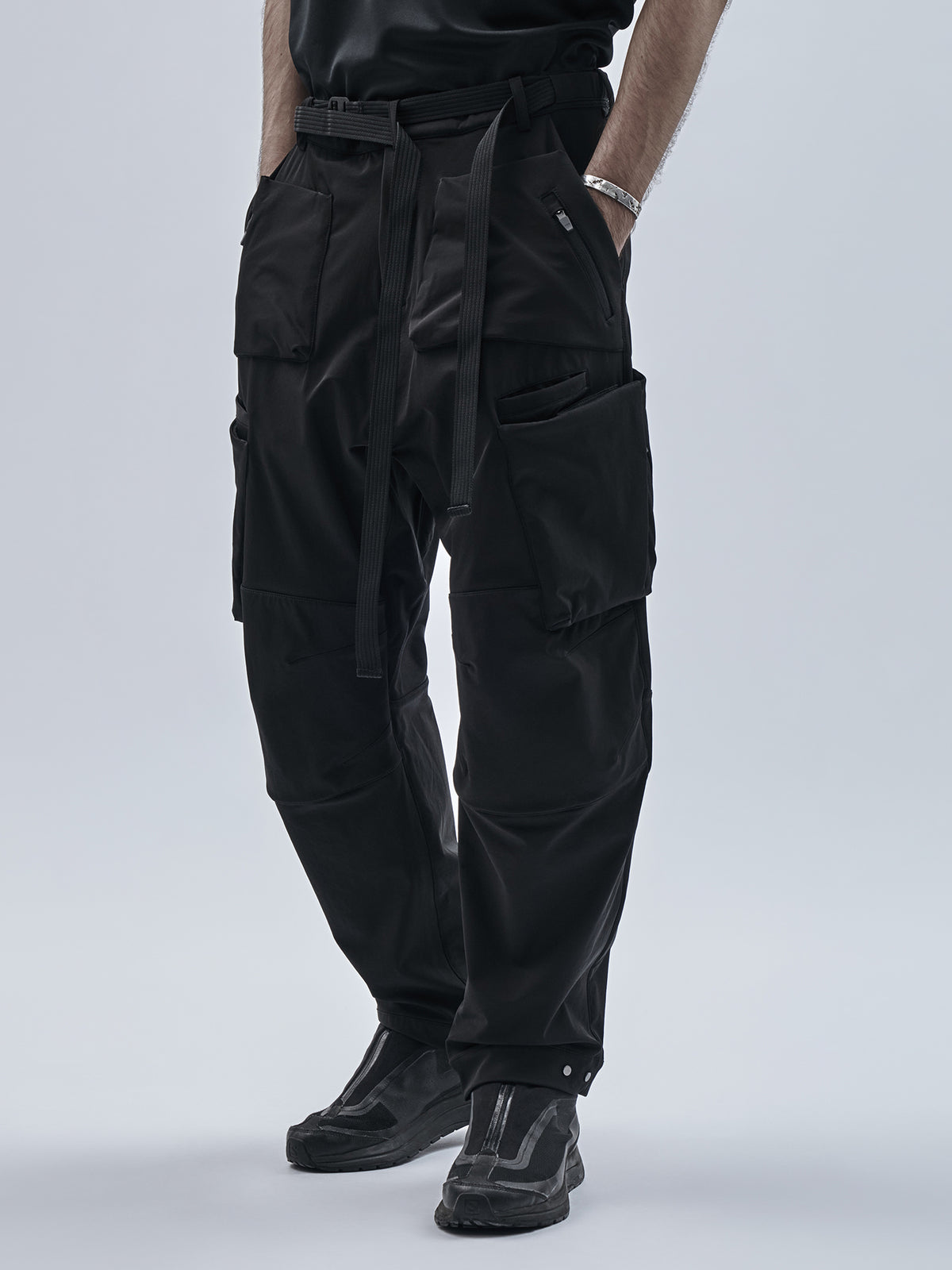 loratu cargo pants (XX) schoeller dryskin black