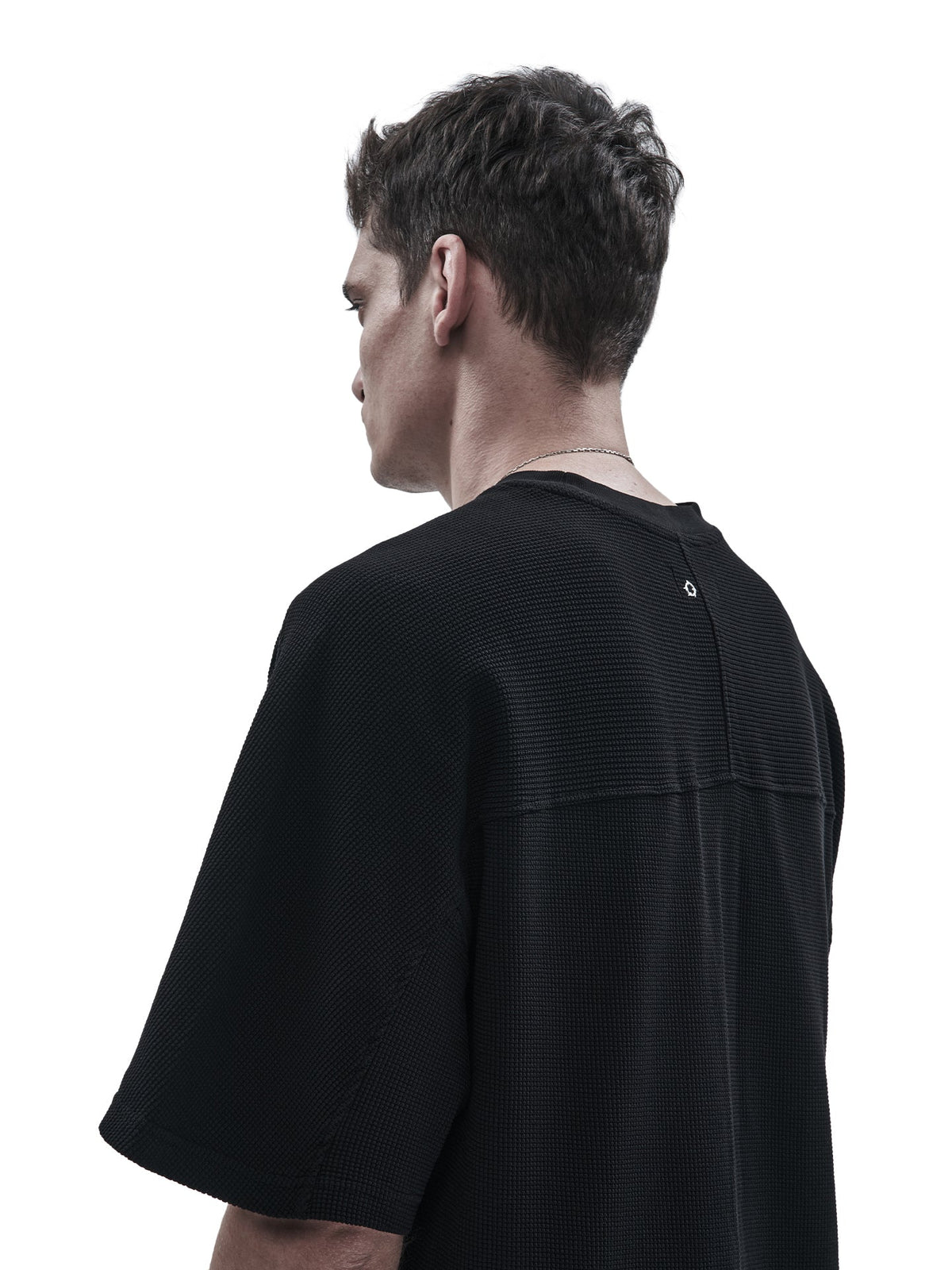 ELZARI TEE BLACK