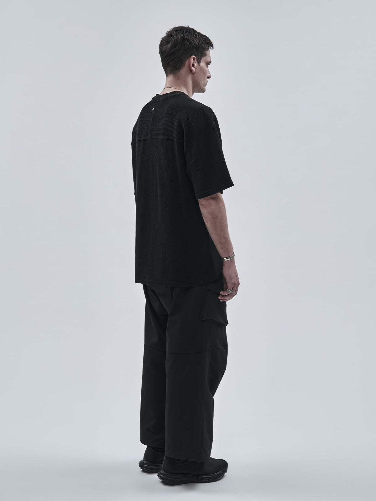 ELZARI TEE BLACK
