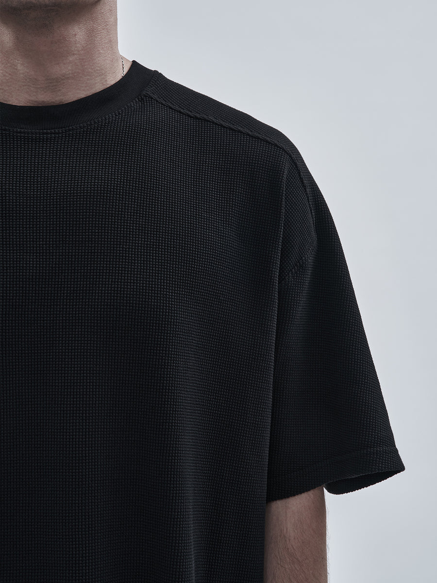 Panelled shoulder construction