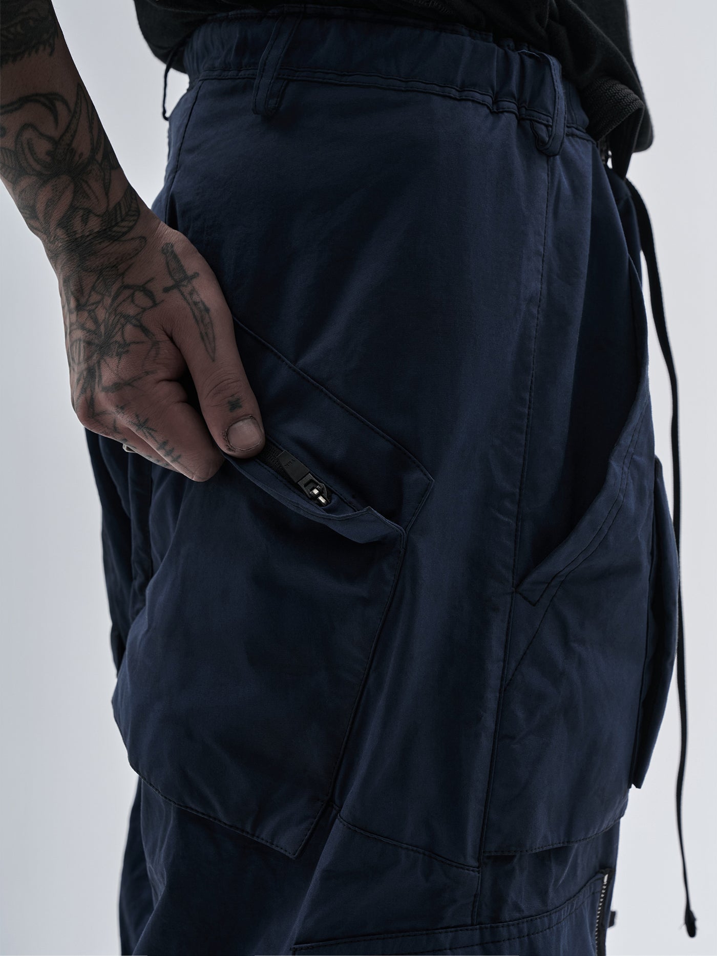 aroka cargo pants stotz etaproof abyss dye – enfin levé