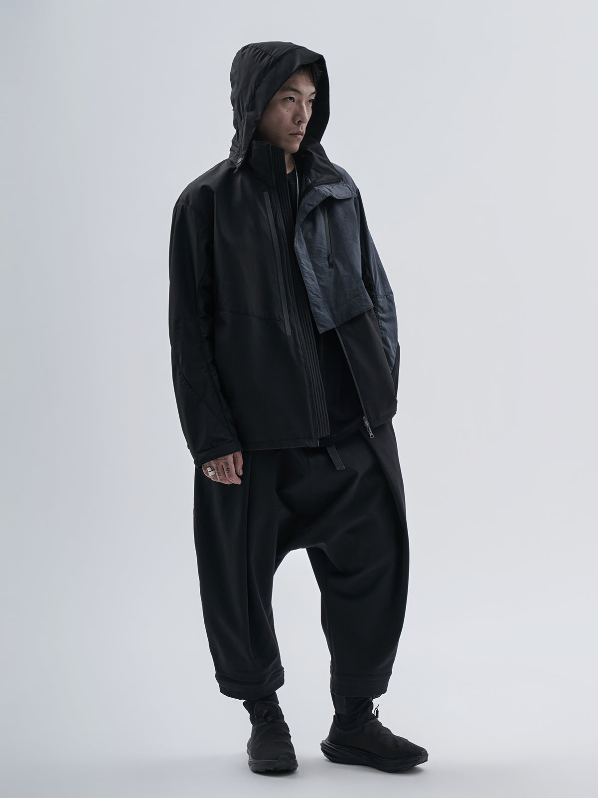 uhain jacket cold dyed obsidian blue / black