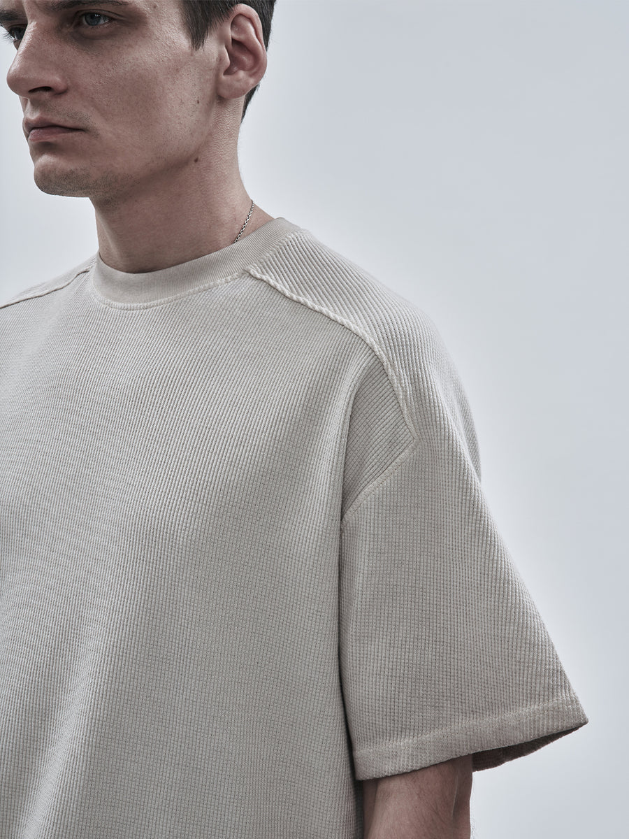 Panelled shoulder construction