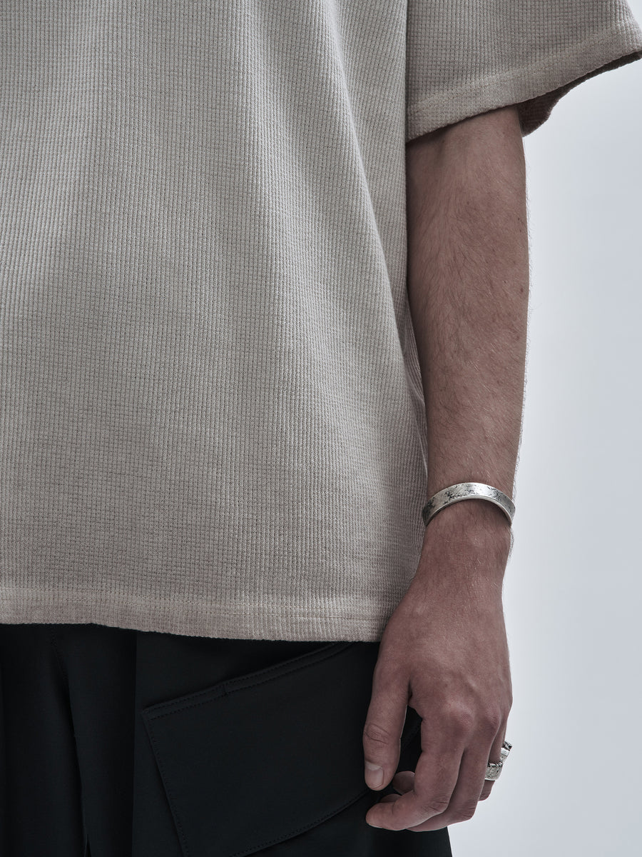 Double-needle hem finish