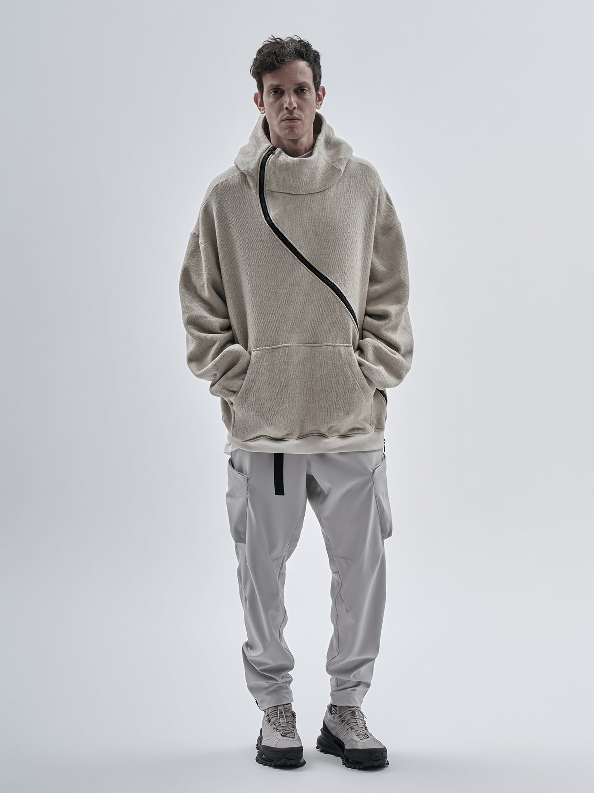 gurutze hoodie cold dyed moon