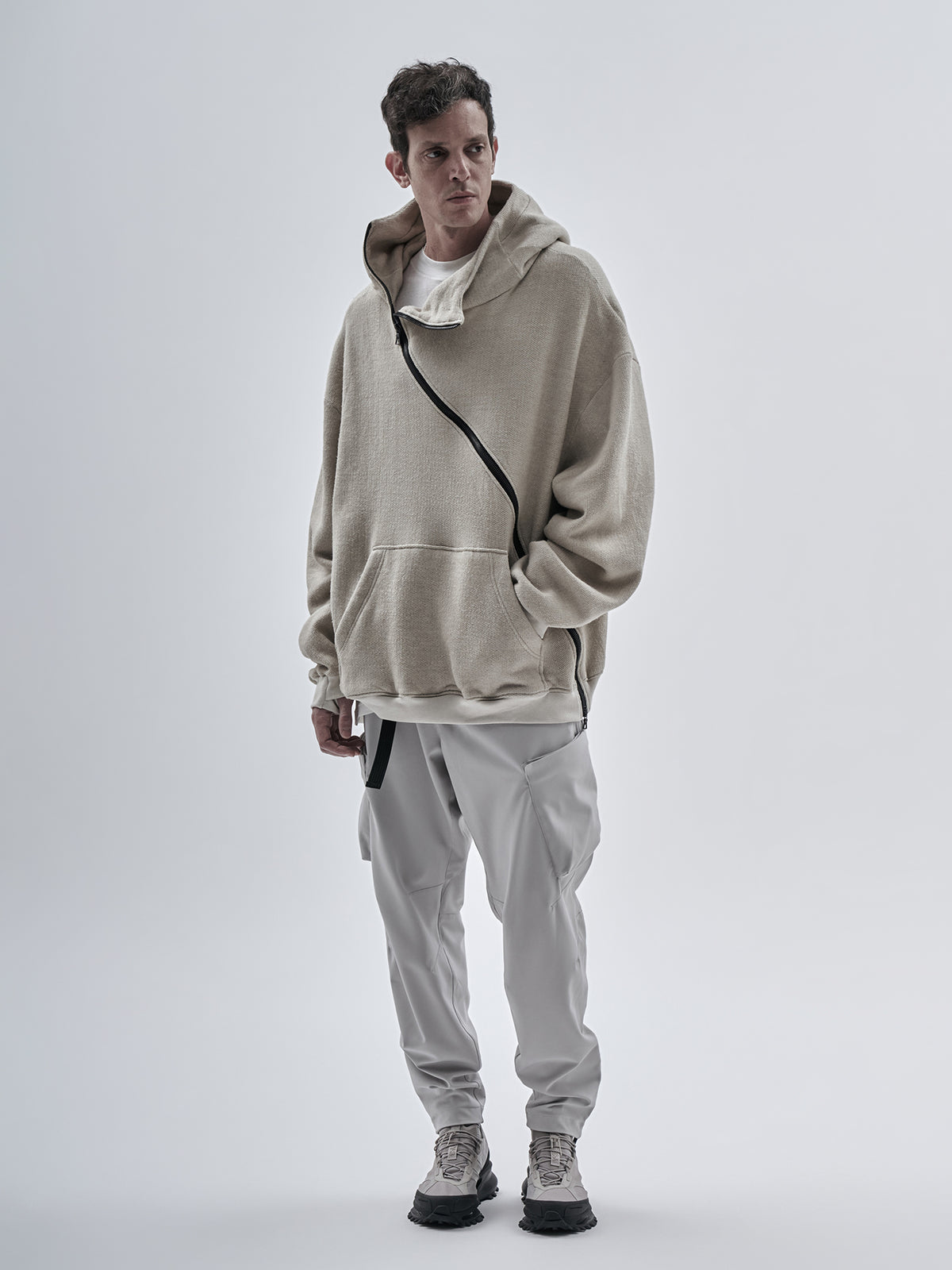 gurutze hoodie cold dyed moon