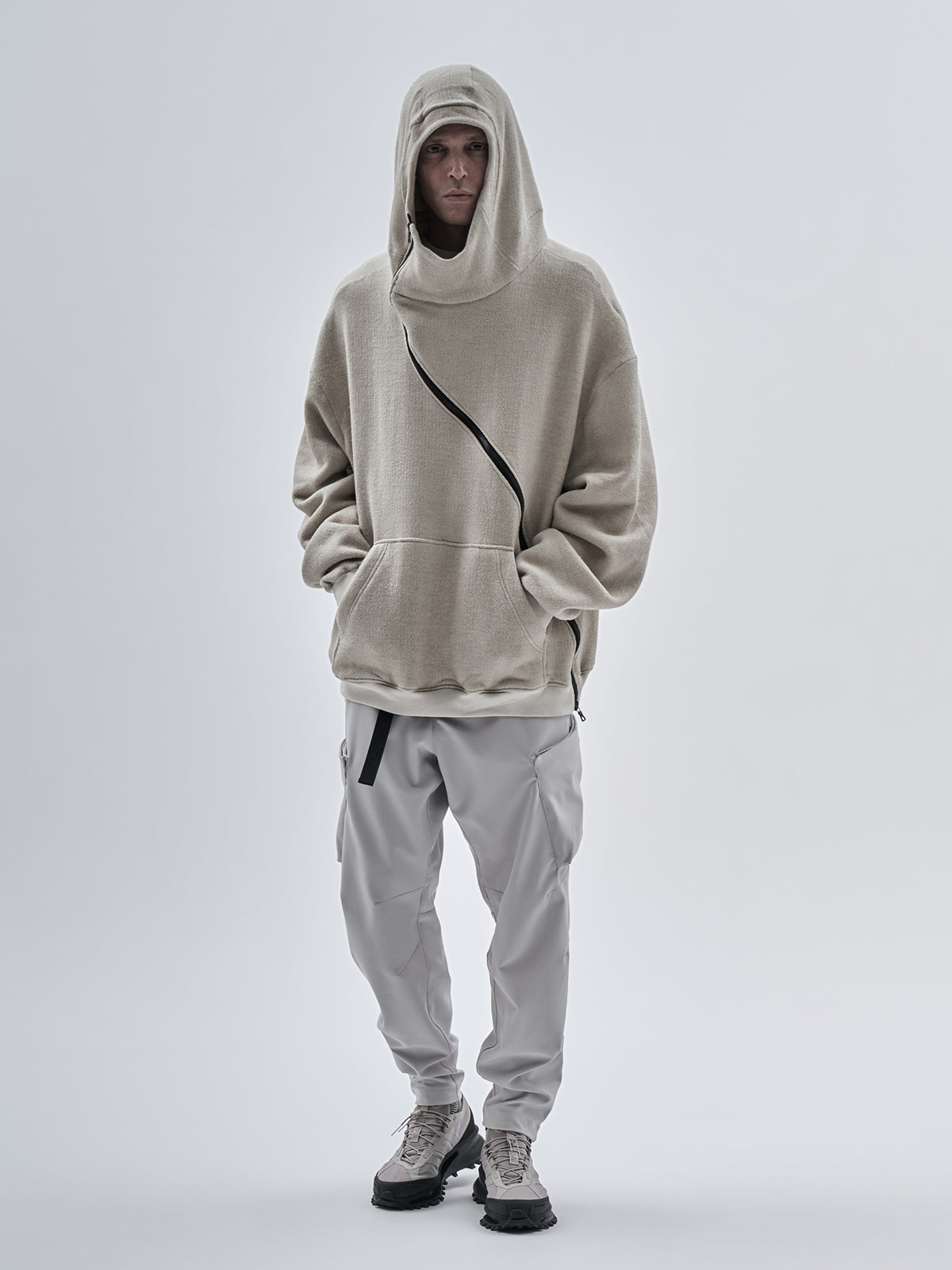 gurutze hoodie cold dyed moon