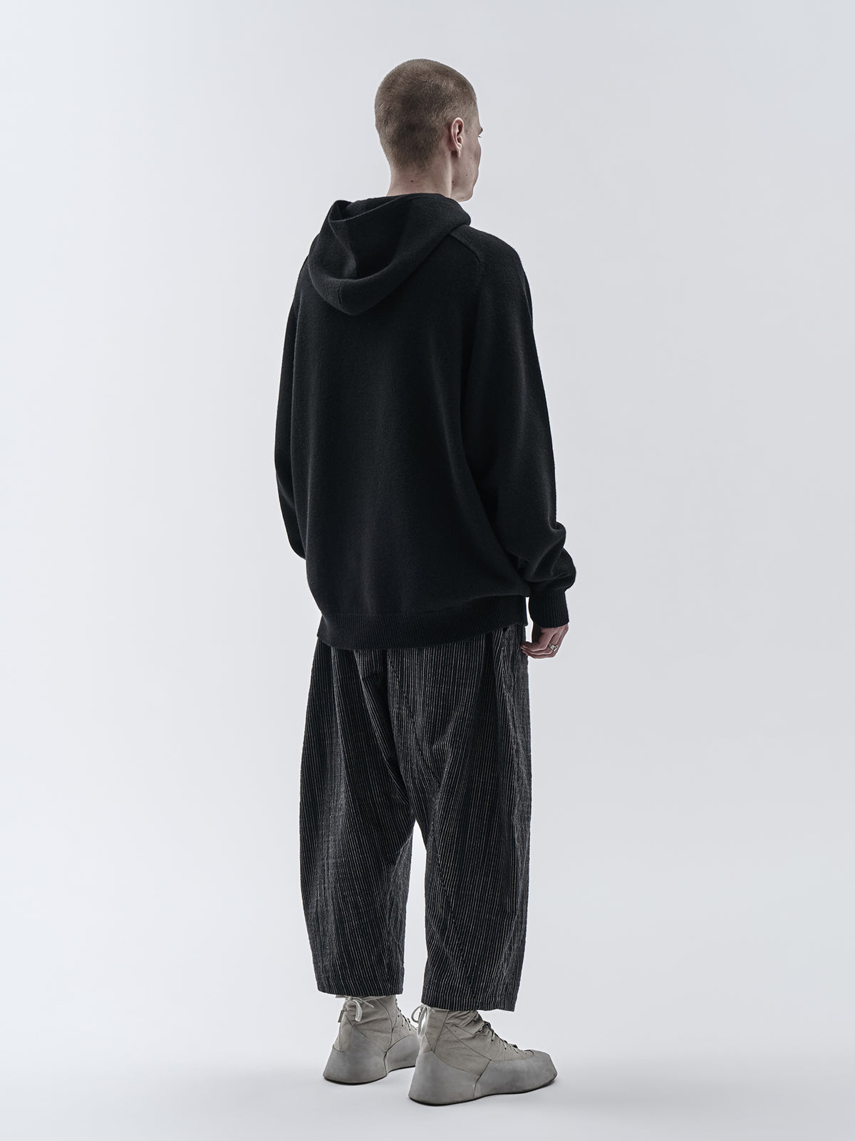 beira cashmere wool hoodie black
