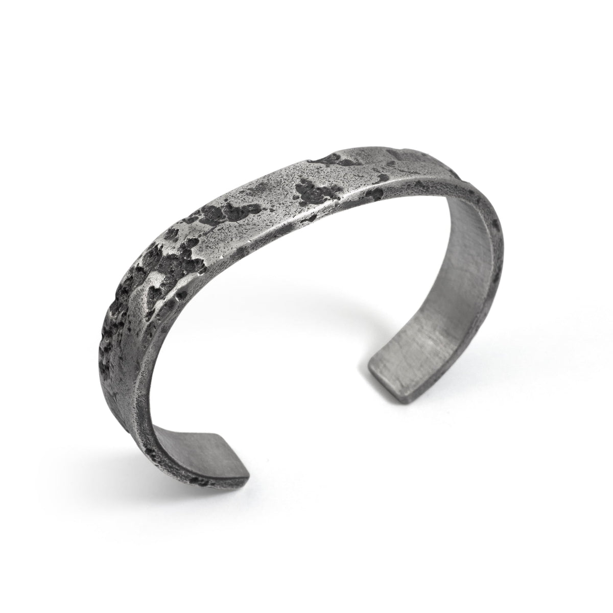 errail cuff